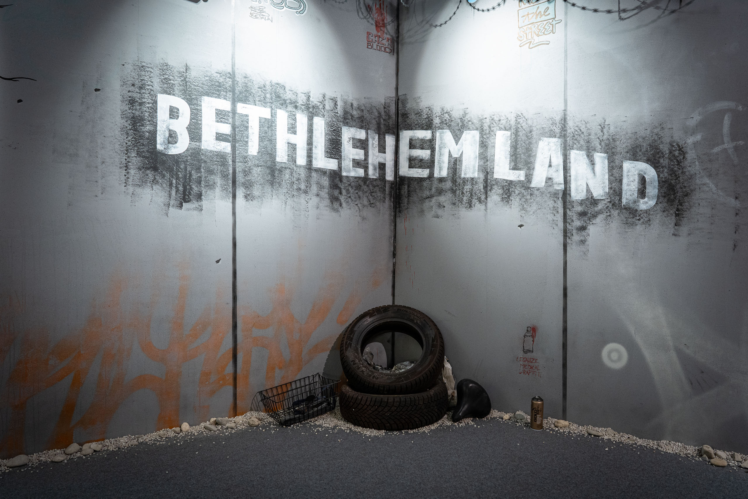 Banksy "A Genius Mind" | 2024